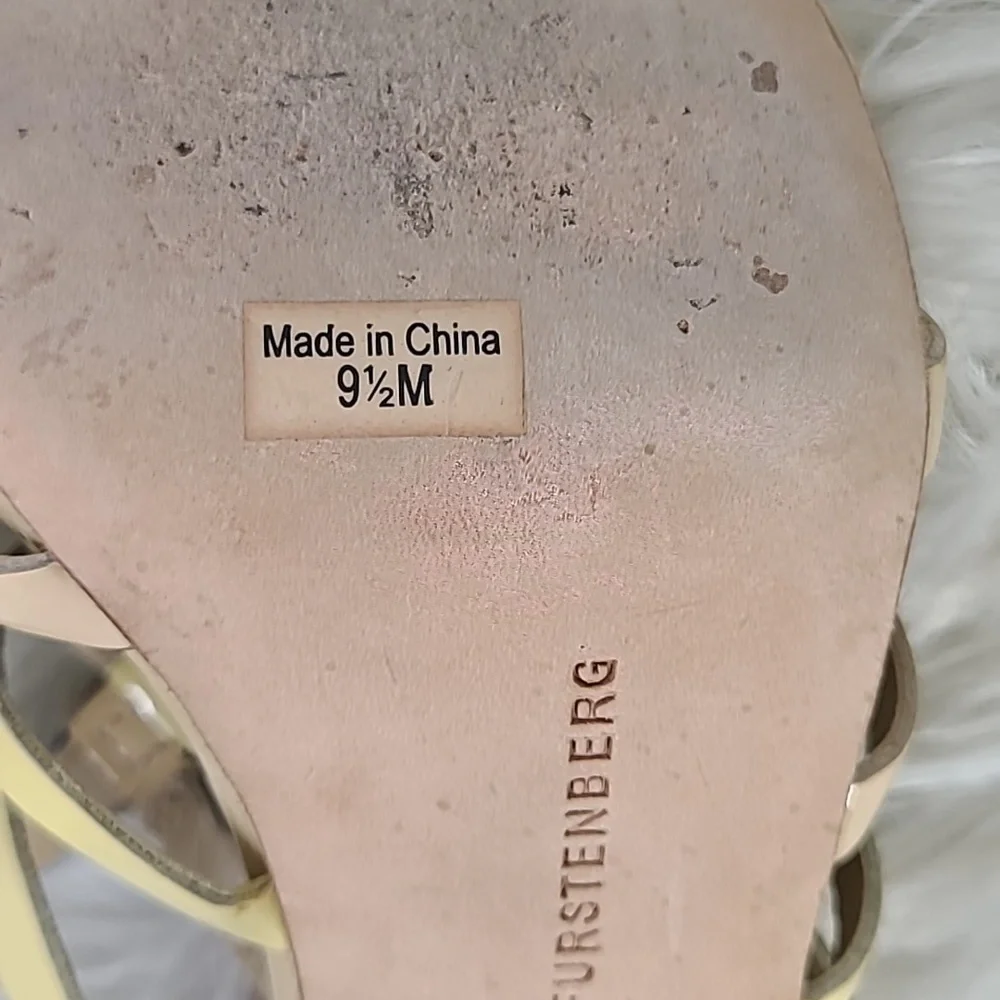 Diane von Furstenberg High Heel Sandals Size 9.5 Beige Patent Leather Sexy Shoes - Picture 6 of 13